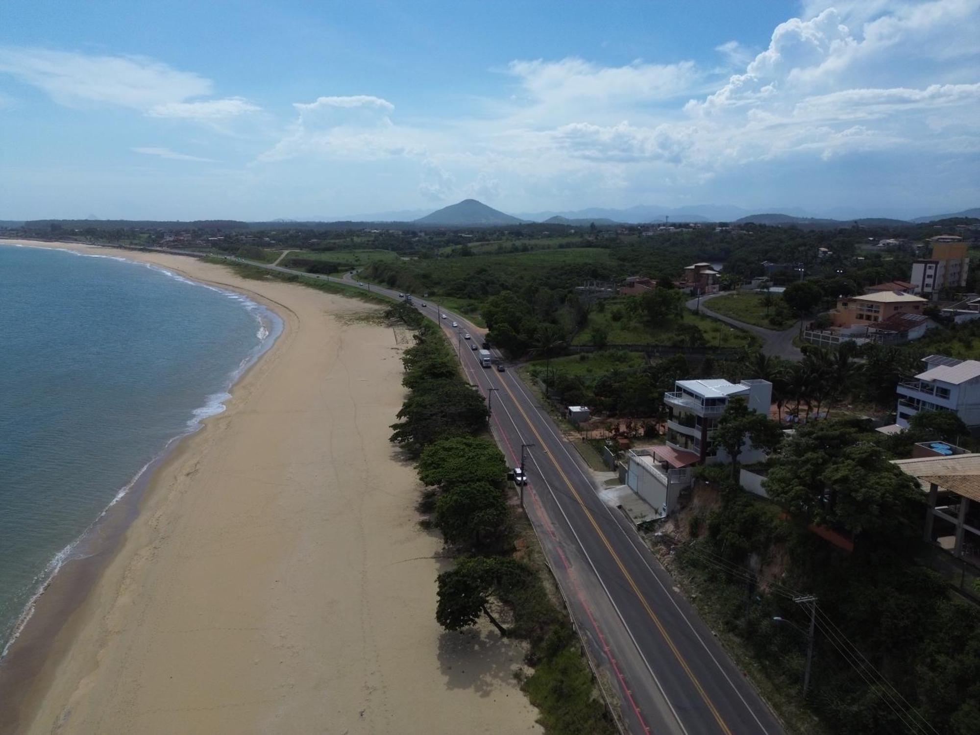 Ipe Amarelo - Frente Ao Mar Na Praia De Meaipe, Guarapari Dış mekan fotoğraf